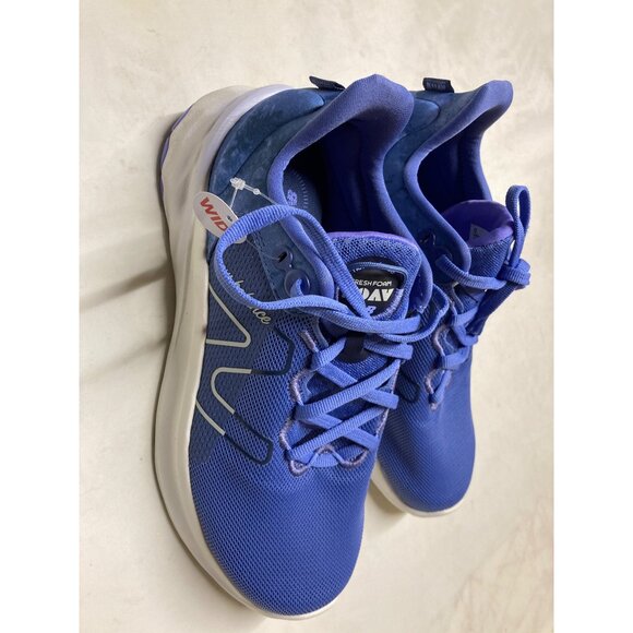 New Balance Women Fresh Foam Running Shoes  6.5 Wide Blue Athletic Sneakers New - Picture 2 of 8